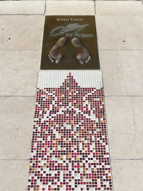 自复出以来伦纳德在场快船赢21分，不在场输56分